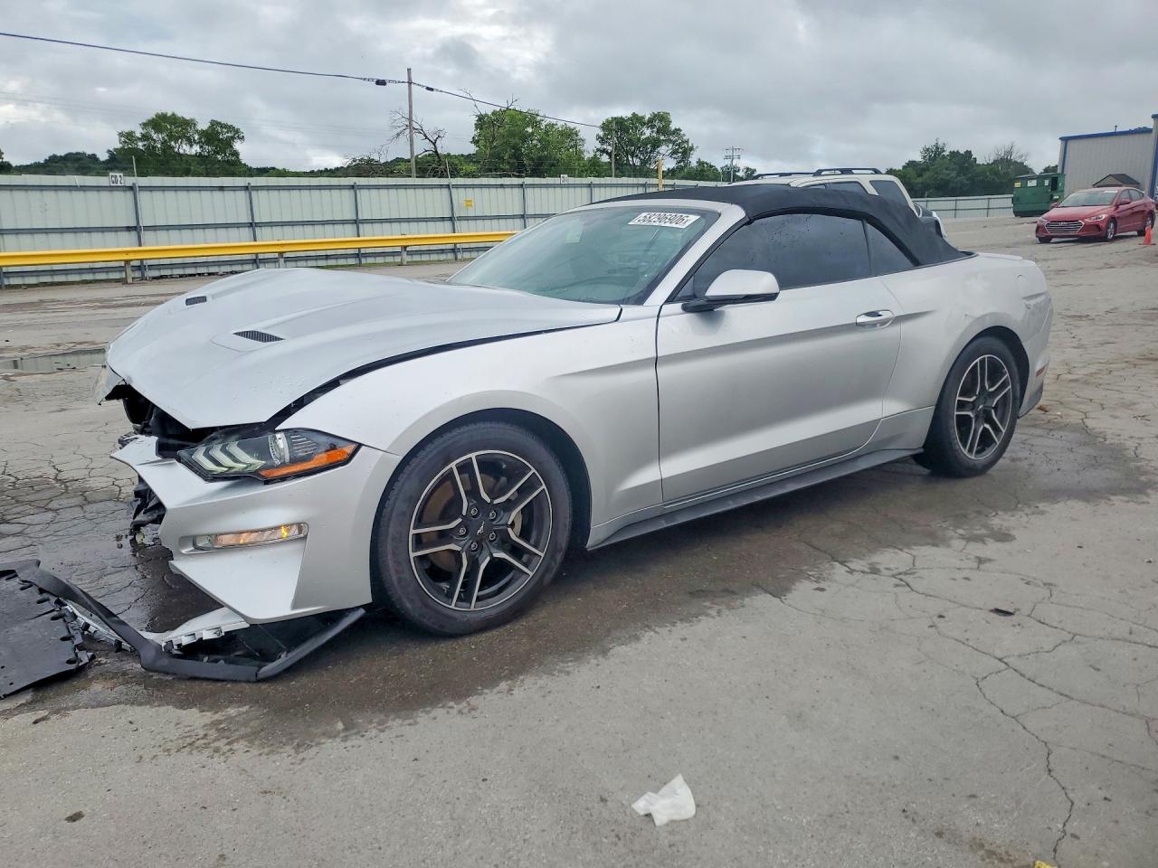 1FATP8UH5J5133077 · 2018 FORD MUSTANG