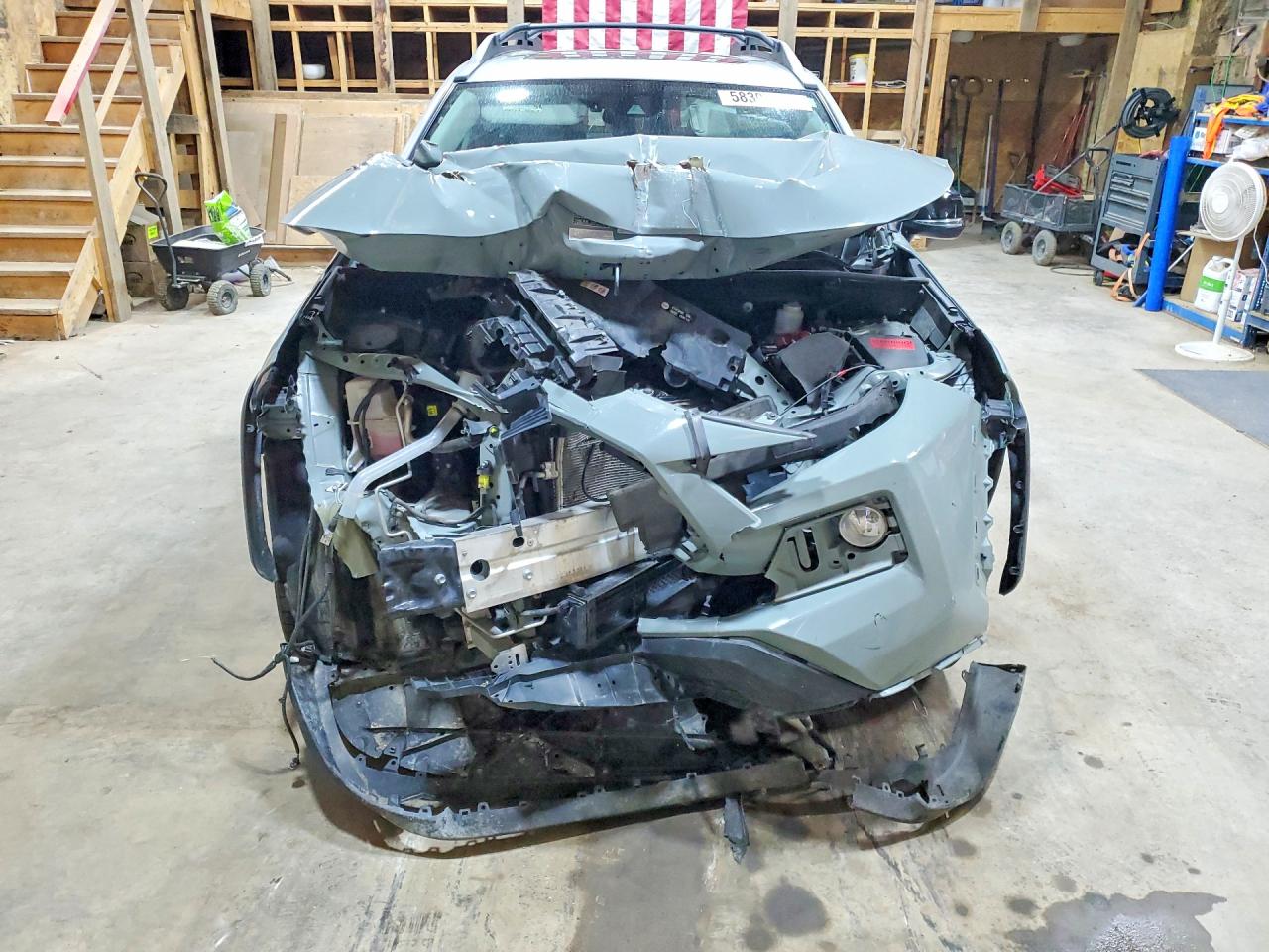 2T3J1RFV2KC017374 · 2019 TOYOTA RAV4 · 5/13