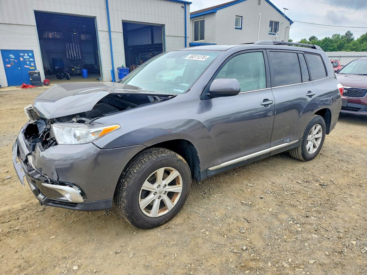 5TDBK3EH7DS199795 · 2013 TOYOTA HIGHLANDER