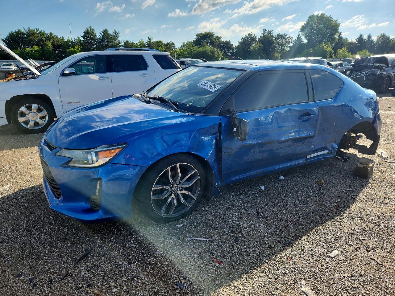 JTKJF5C77F3094032 · 2015 SCION TC