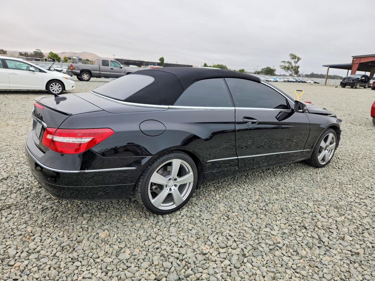 WDDKK5KFXDF201477 · 2013 MERCEDES-BENZ E · 3/13