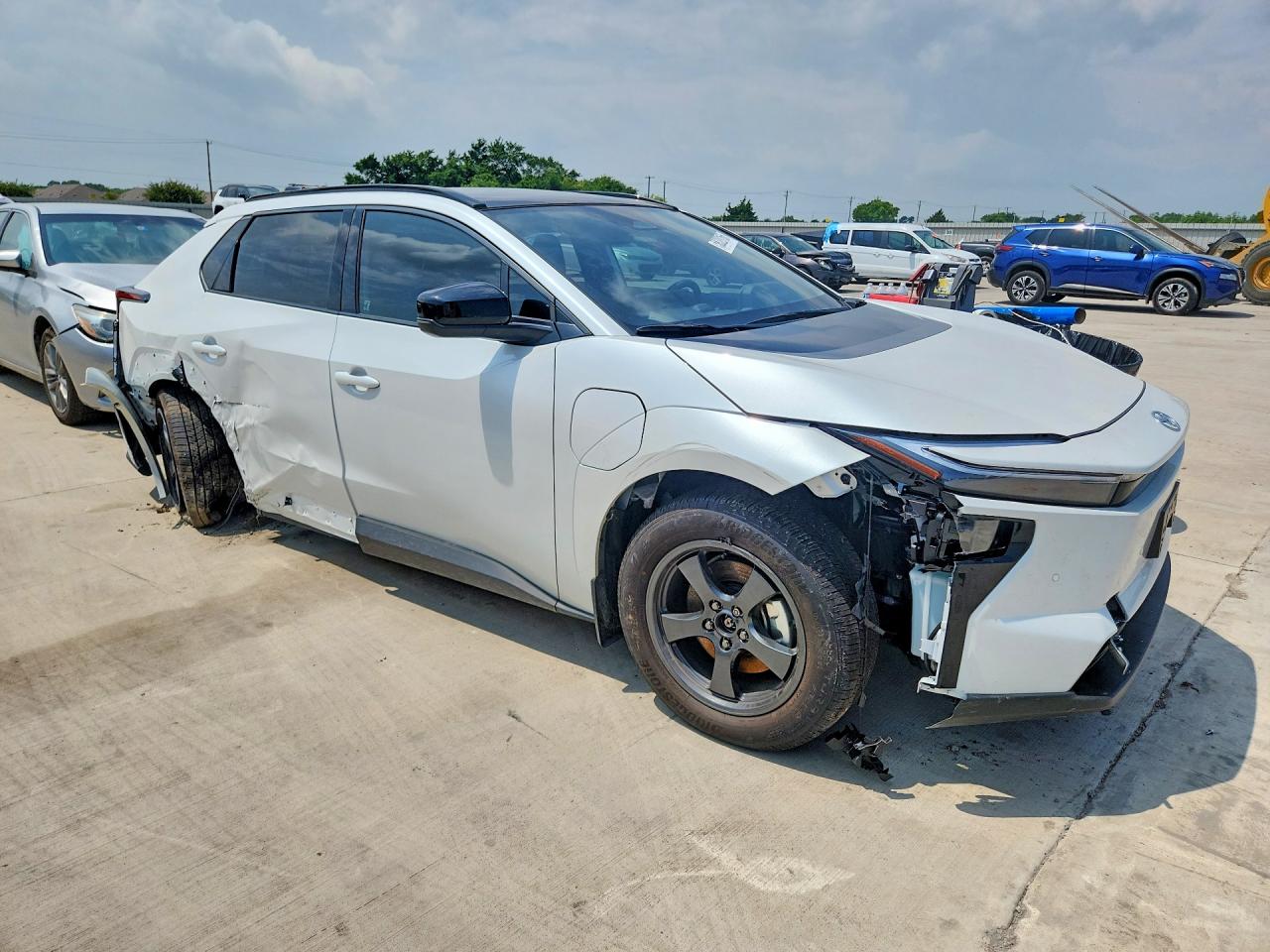 JTMBCAEB4TA007208 · 2026 TOYOTA BZ · 4/14