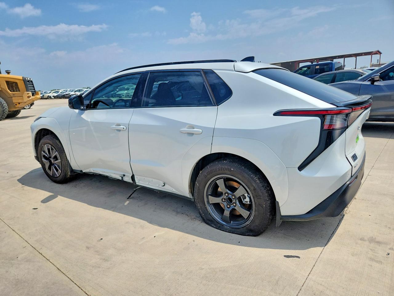 JTMBCAEB4TA007208 · 2026 TOYOTA BZ · 2/14