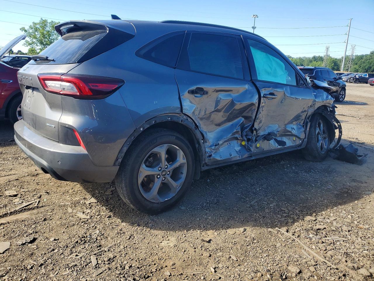 1FMCU9MN3PUB13659 · 2023 FORD ESCAPE · 3/13