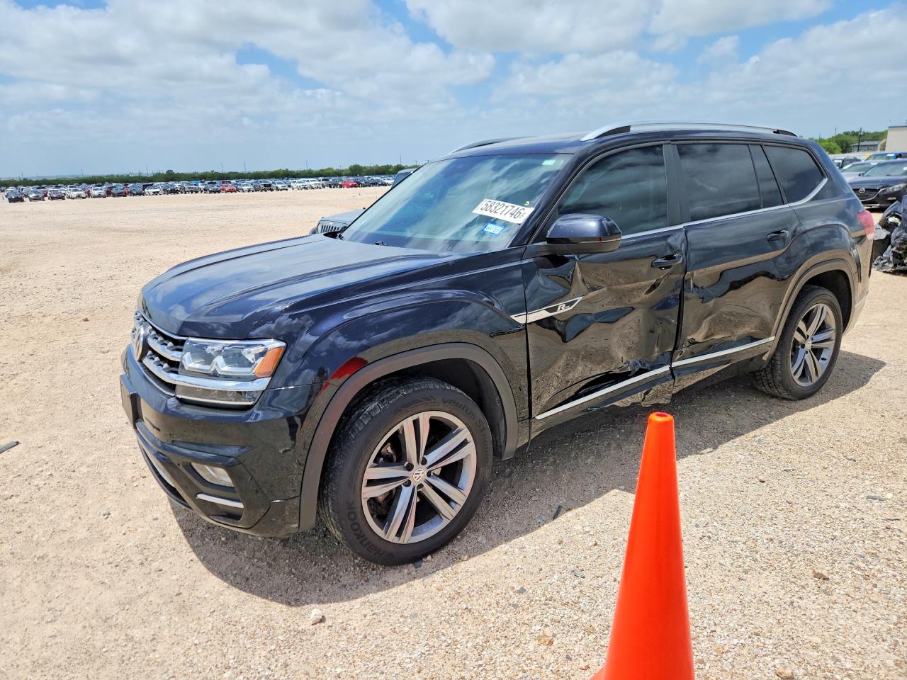 1V2YR2CA4KC575419 · 2019 VOLKSWAGEN ATLAS