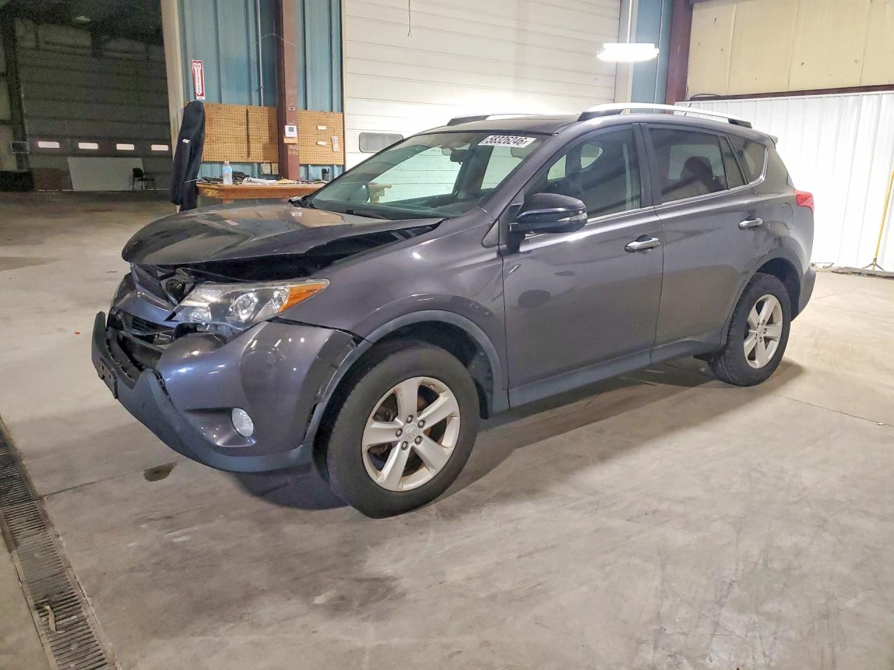2T3WFREV3DW025686 · 2013 TOYOTA RAV4