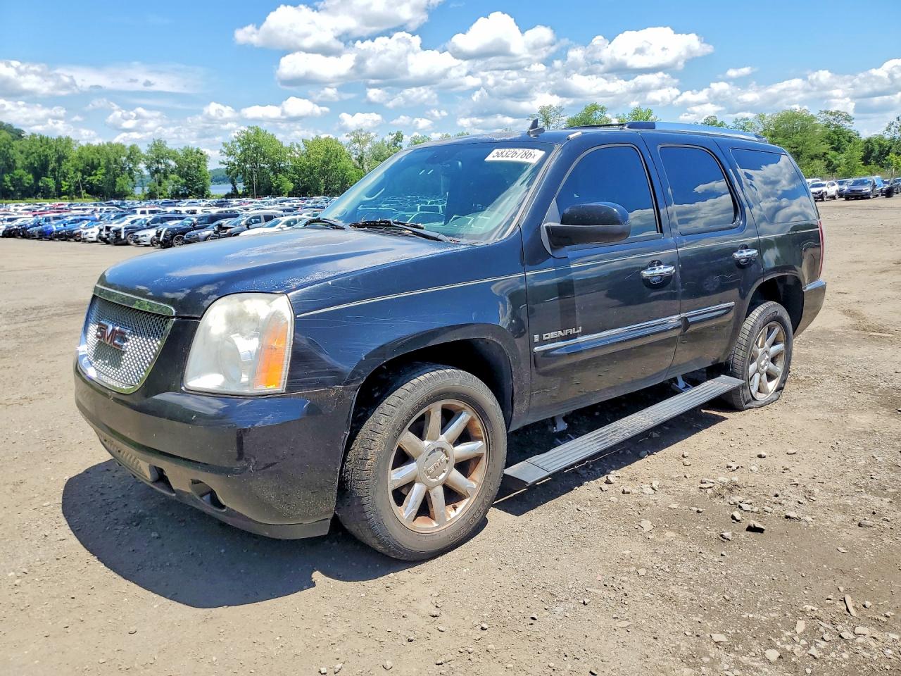 1GKFK63858J176836 · 2008 GMC YUKON