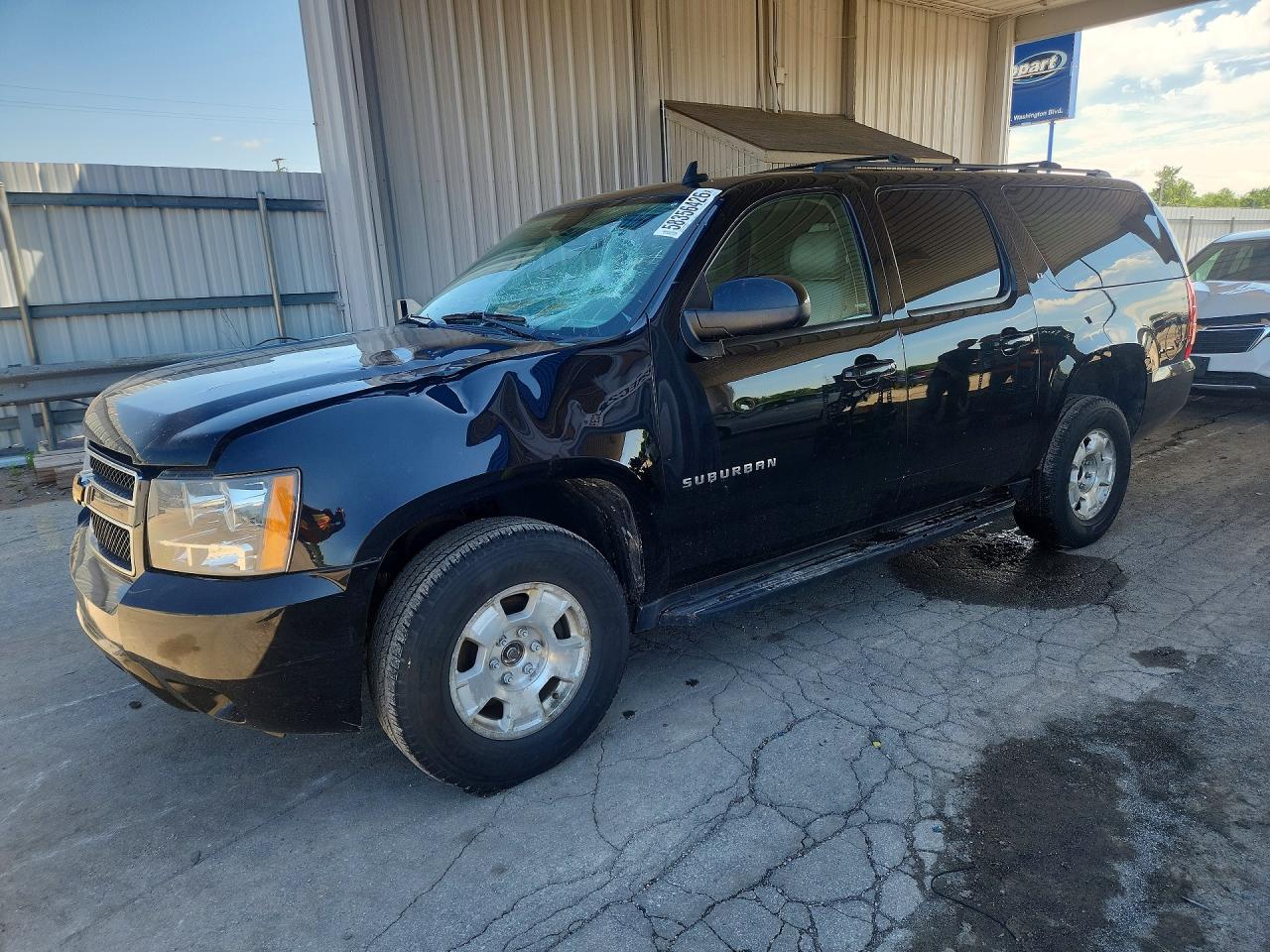 1GNSKJE70ER131292 · 2014 CHEVROLET SUBURBAN