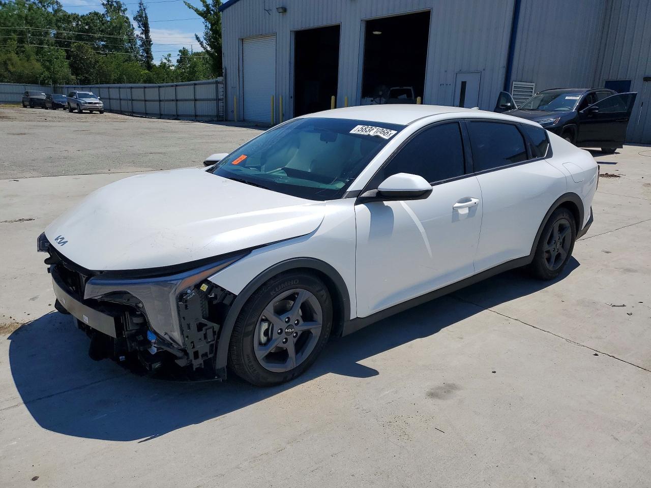 3KPFT4DEXSE048100 · 2025 KIA K4