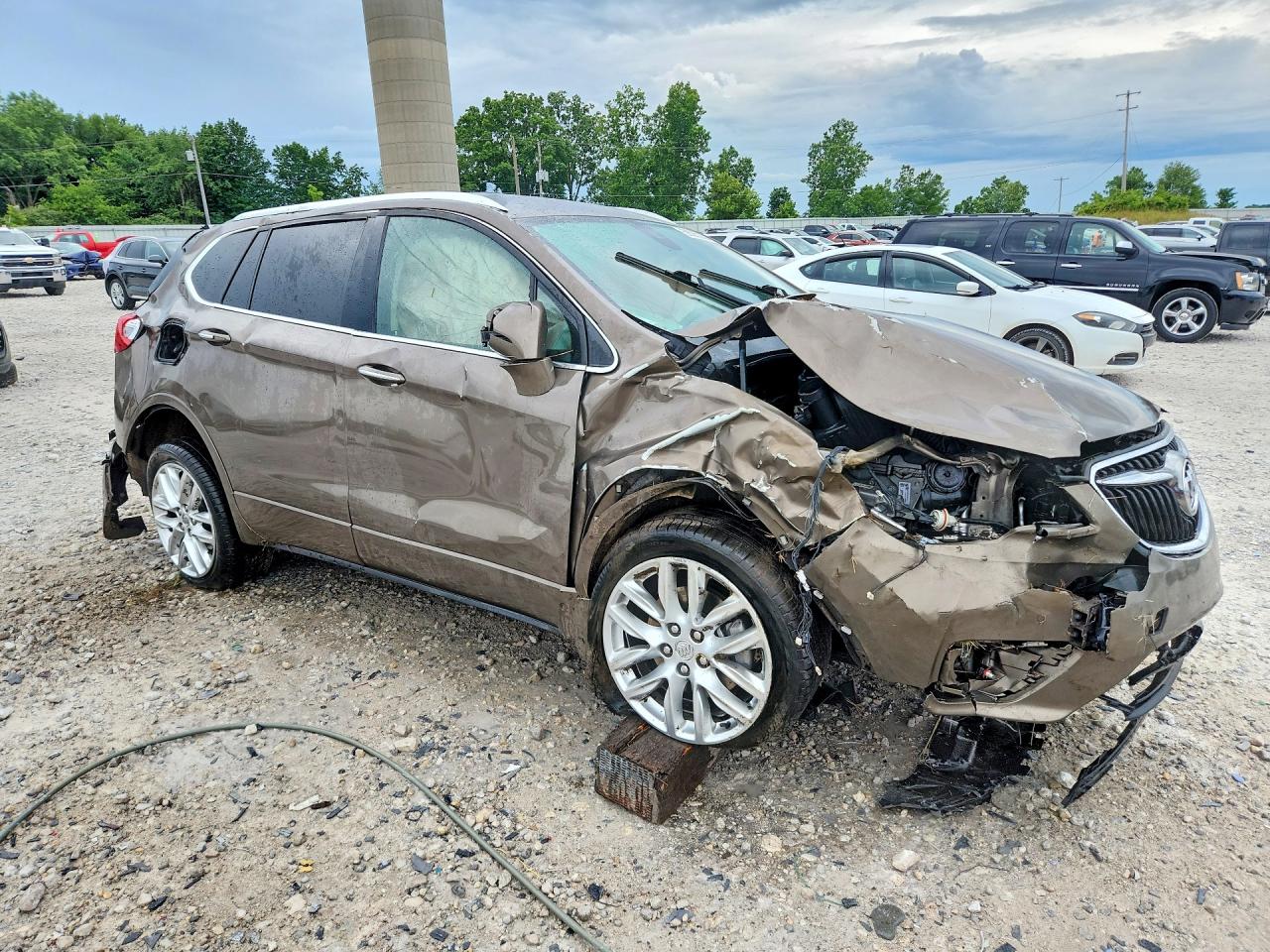 LRBFX3SXXKD059469 · 2019 BUICK ENVISION · 4/13
