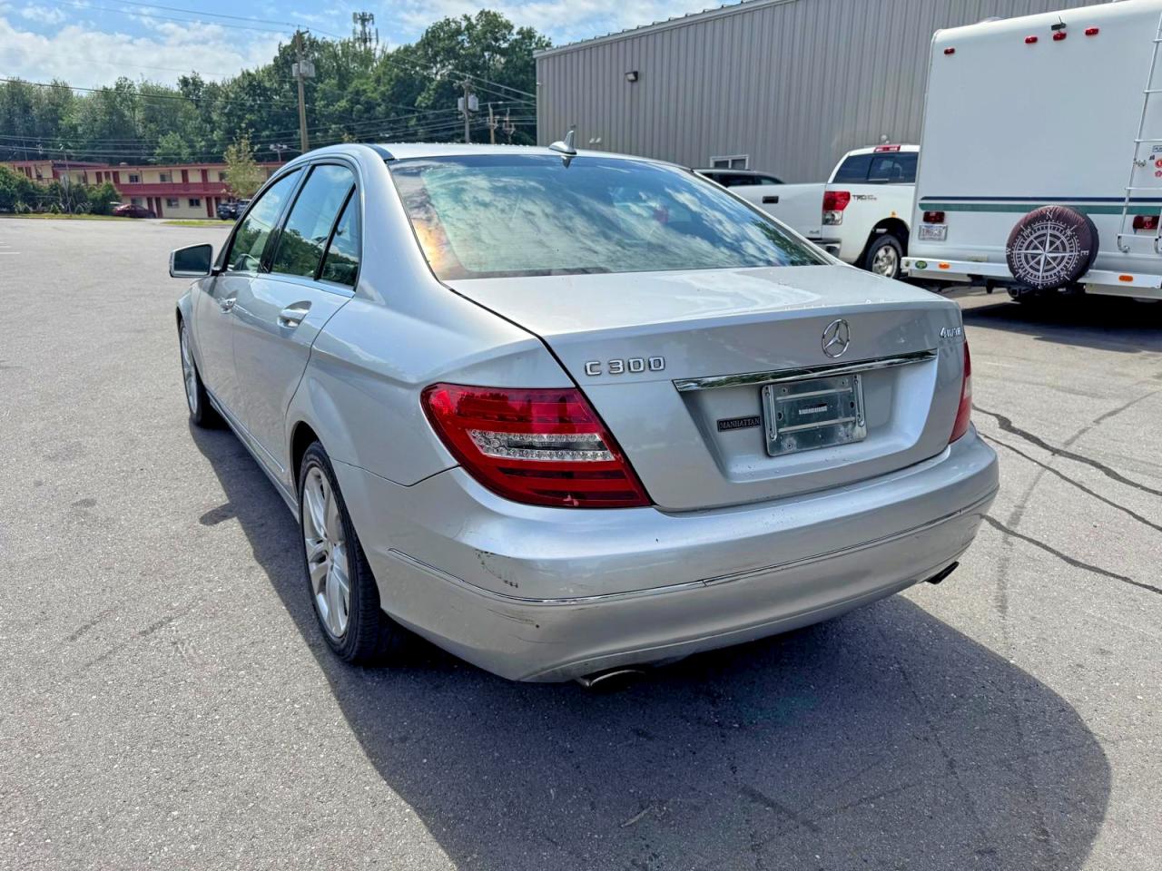 WDDGF8AB7EG239514 · 2014 MERCEDES-BENZ C · 2/11
