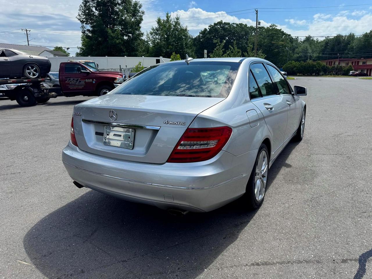 WDDGF8AB7EG239514 · 2014 MERCEDES-BENZ C · 3/11