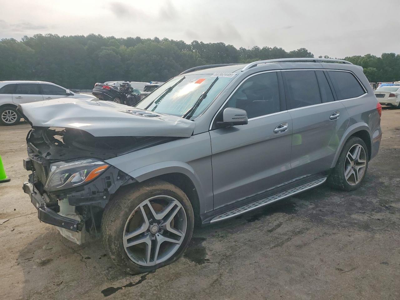 4JGDF7DE4HA744944 · 2017 MERCEDES-BENZ GLS