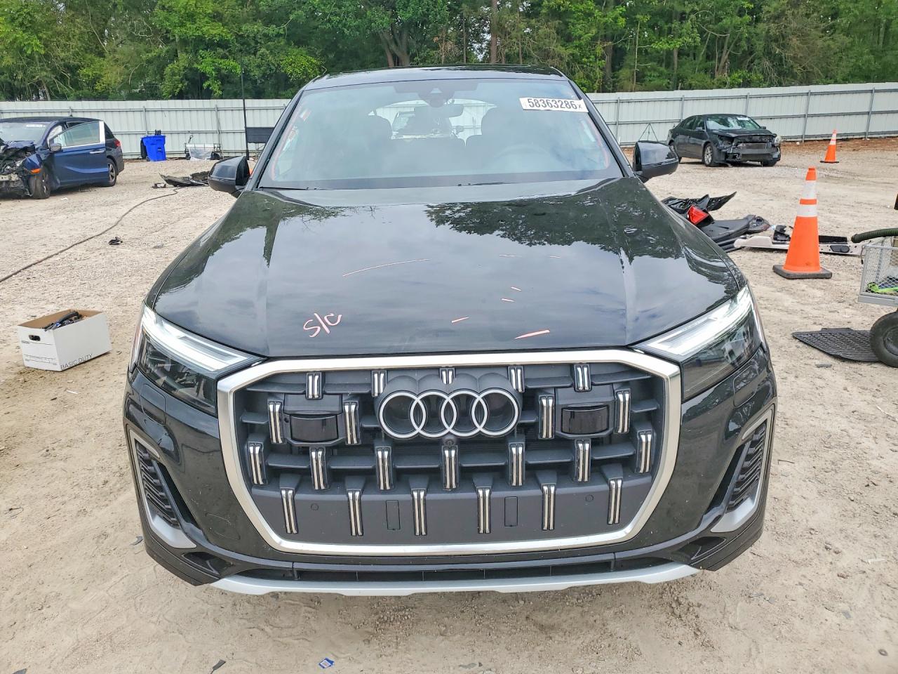 WA1LVBF7XSD031034 · 2025 AUDI Q7 · 5/13