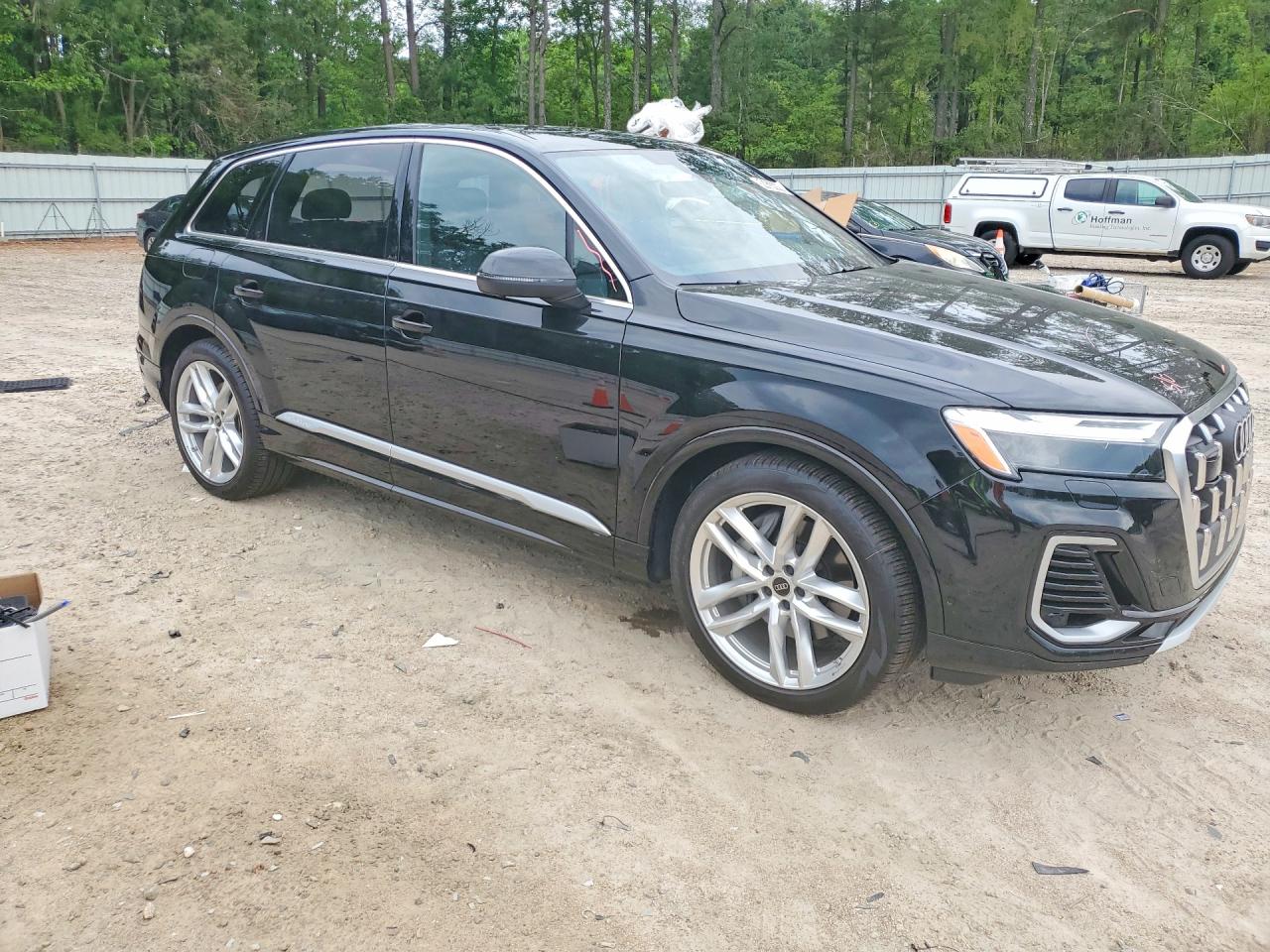 WA1LVBF7XSD031034 · 2025 AUDI Q7 · 4/13