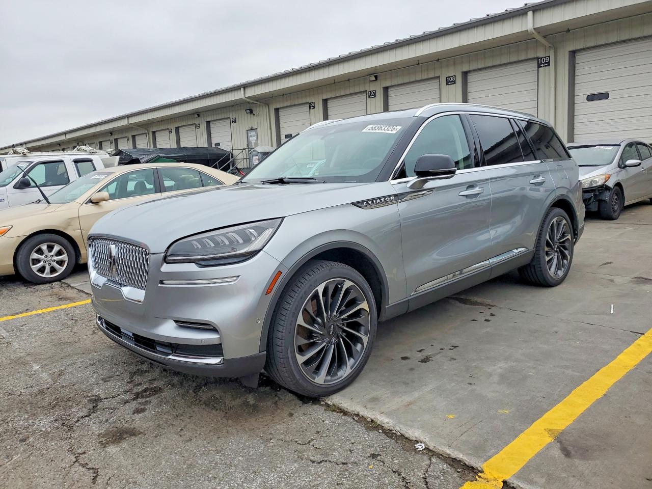 5LM5J7XC9PGL29012 · 2023 LINCOLN AVIATOR