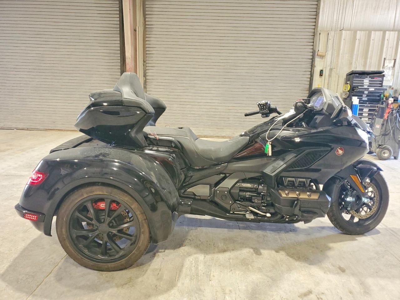 JH2SC7950PK501029 · 2023 HONDA GL1800