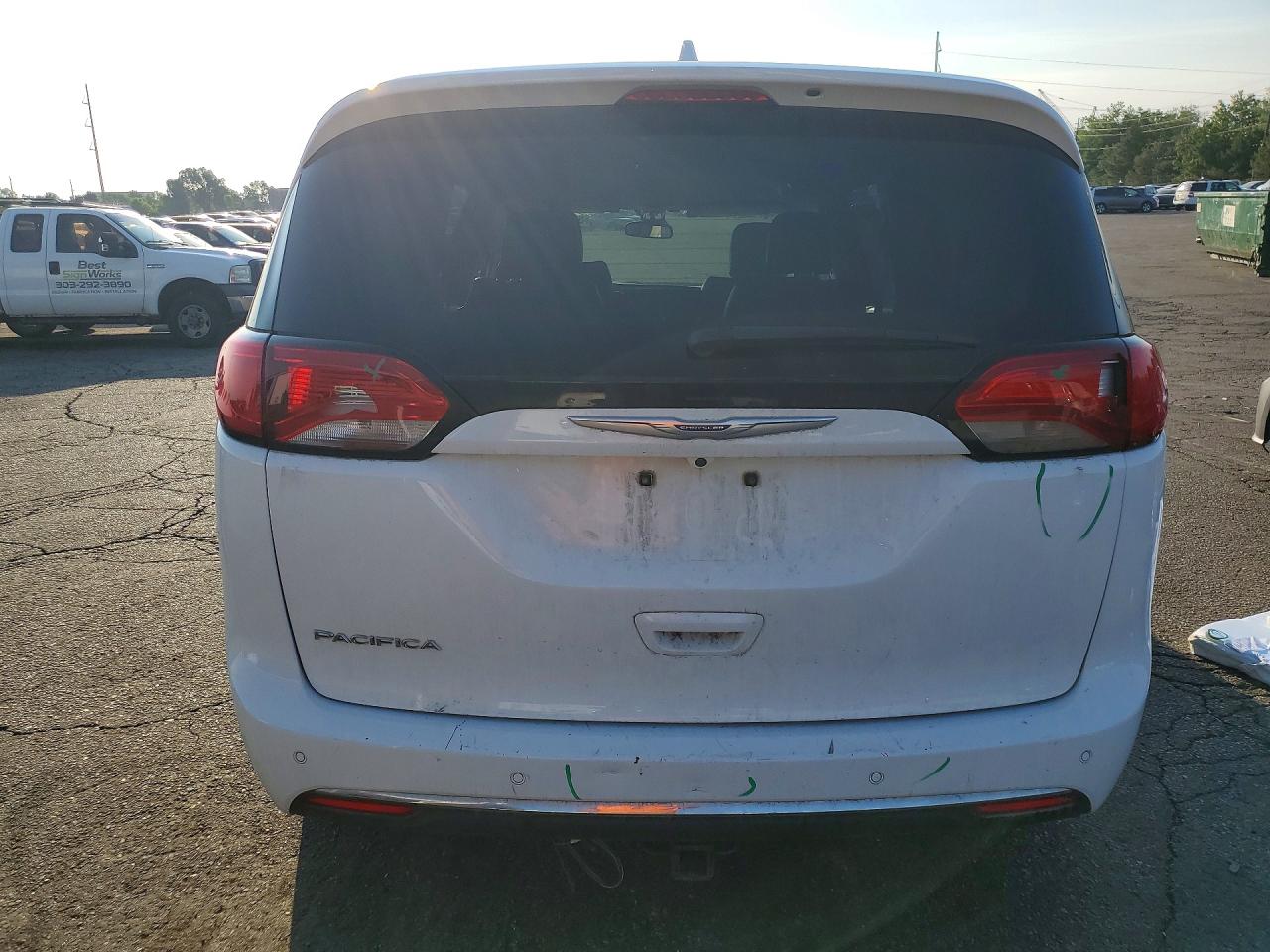 2C4RC1BG8KR560548 · 2019 CHRYSLER PACIFICA · 6/13
