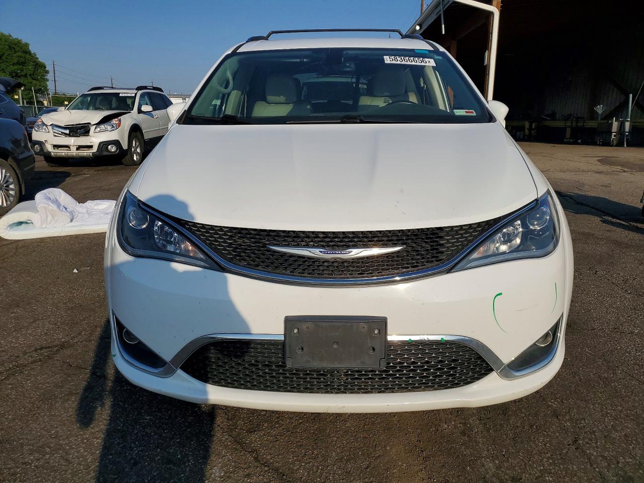 2C4RC1BG8KR560548 · 2019 CHRYSLER PACIFICA · 5/13