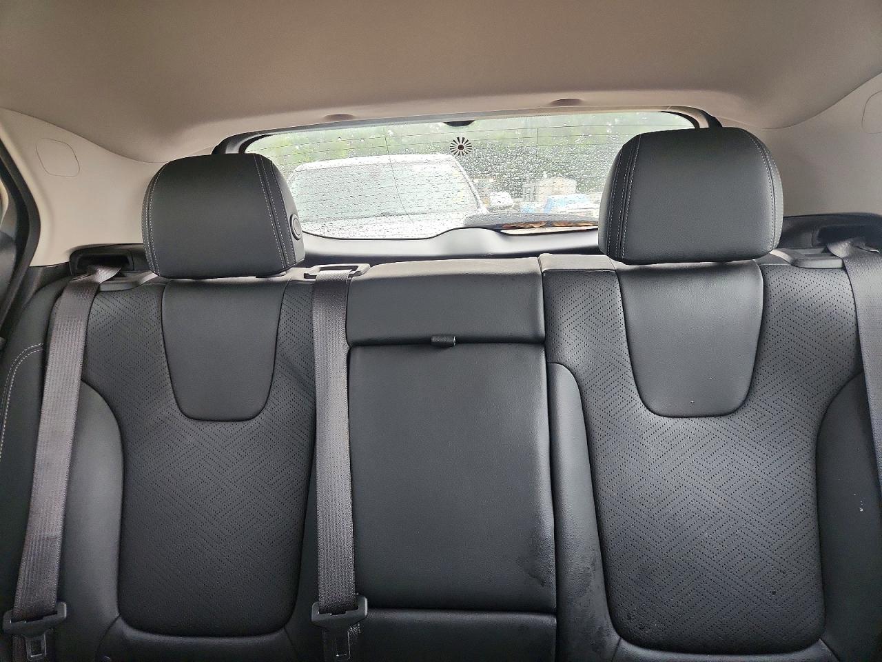 1C3CCCBB5GN122455 · 2016 CHRYSLER 200 · 10/13
