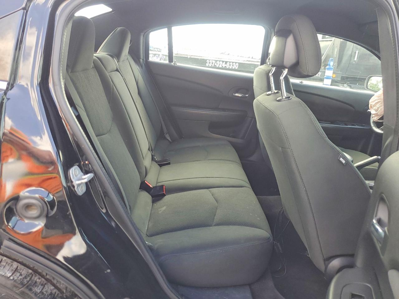 1C3BC1FB6BN611403 · 2011 CHRYSLER 200 · 10/12