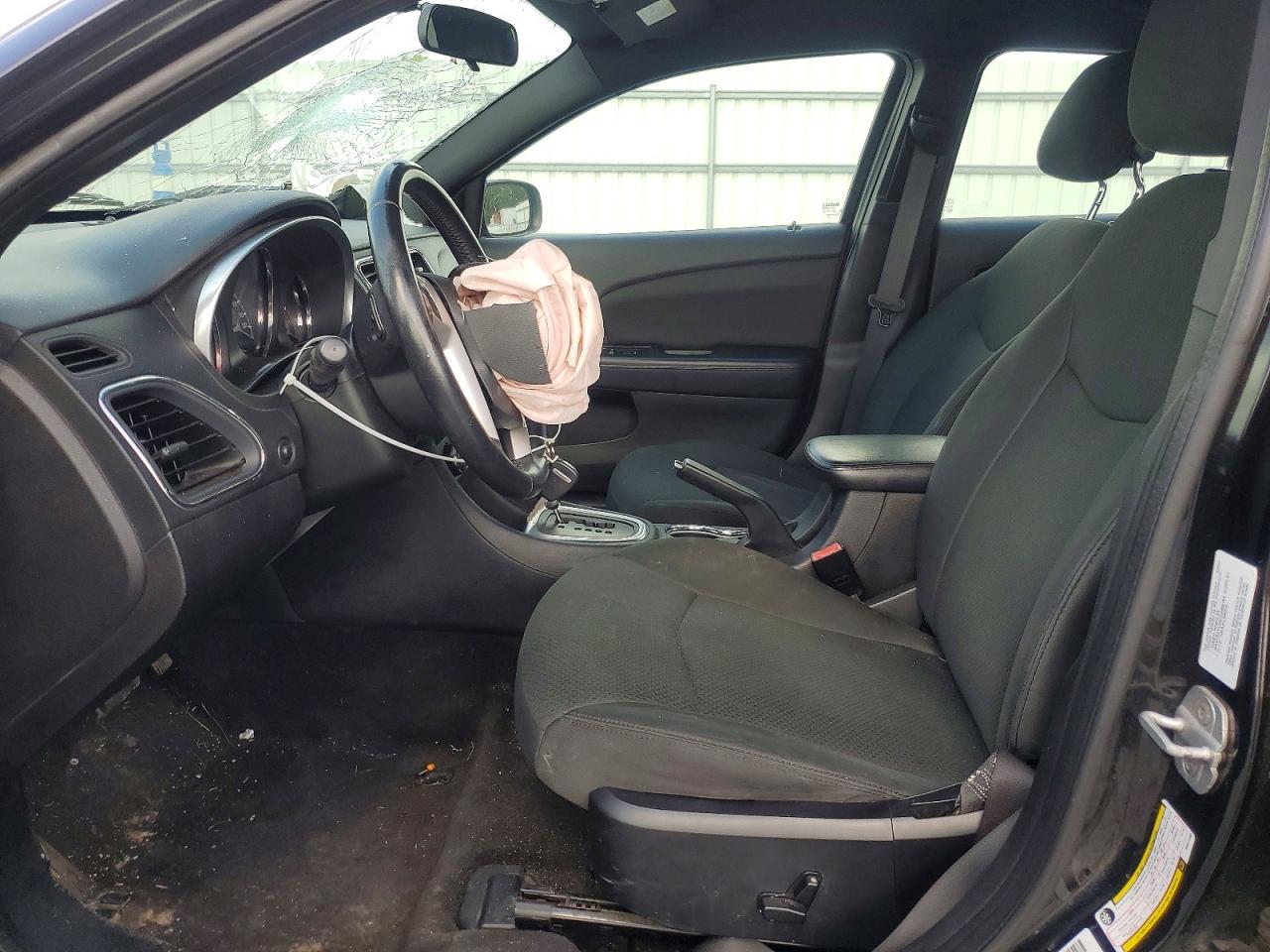 1C3BC1FB6BN611403 · 2011 CHRYSLER 200 · 7/12