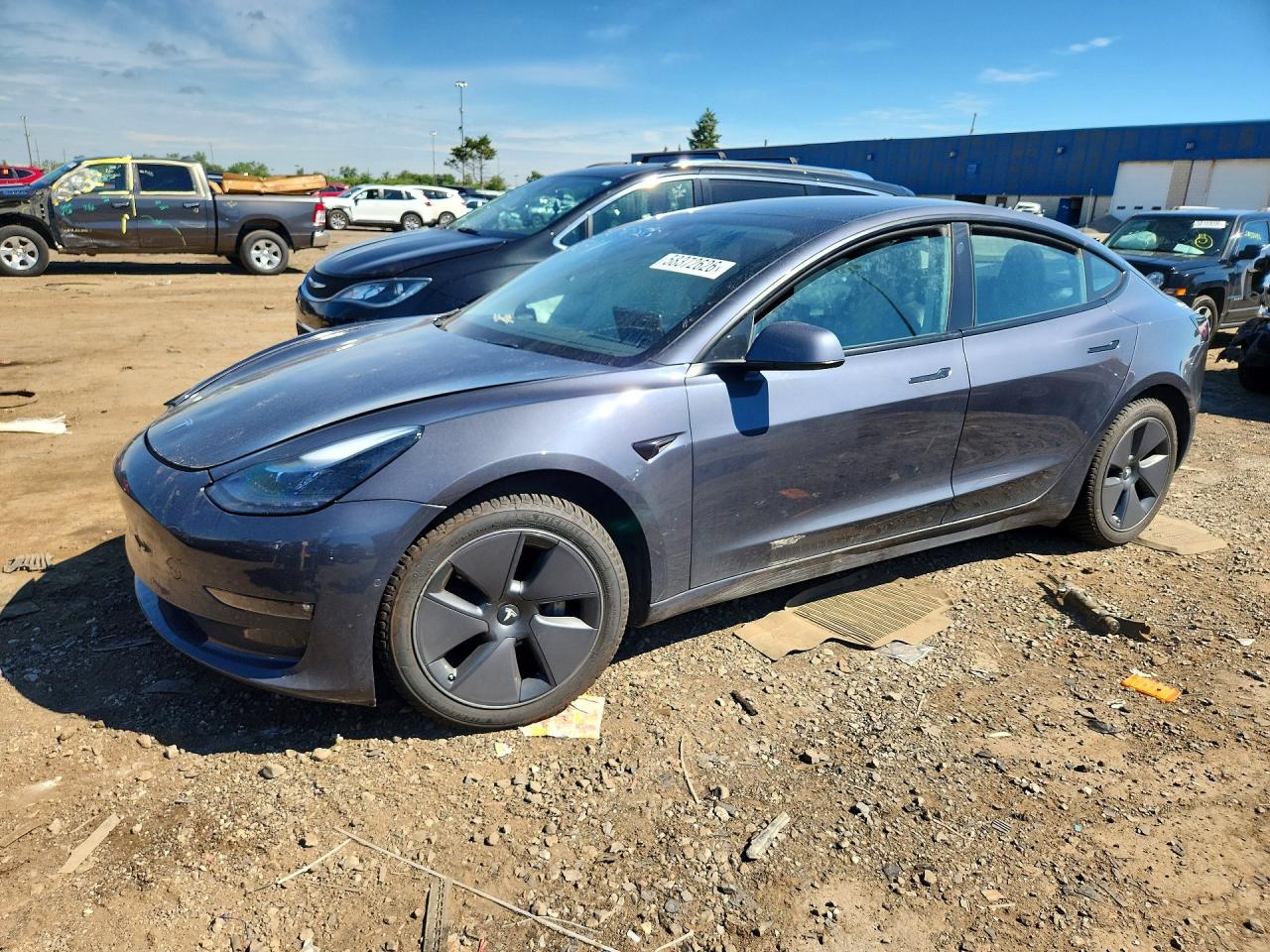 5YJ3E1EB5NF203571 · 2022 TESLA MODEL 3