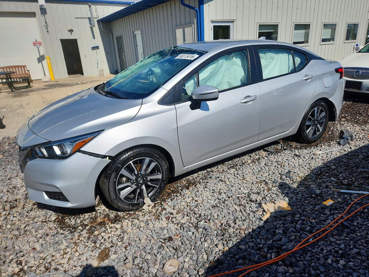 3N1CN8EVXML895283 · 2021 NISSAN VERSA