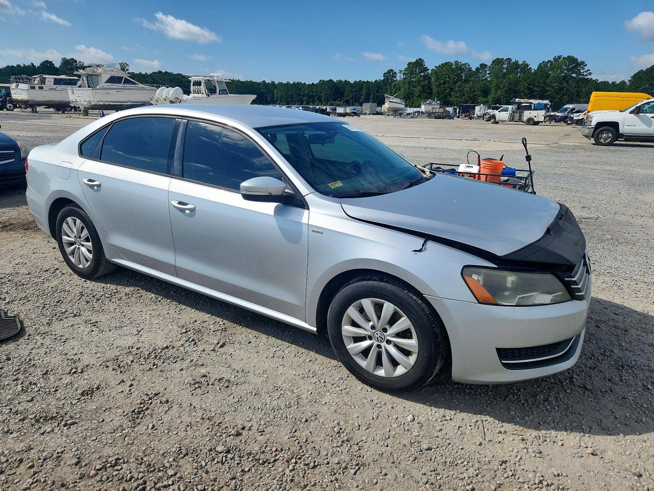 1VWAH7A35DC140268 · 2013 VOLKSWAGEN PASSAT · 4/12