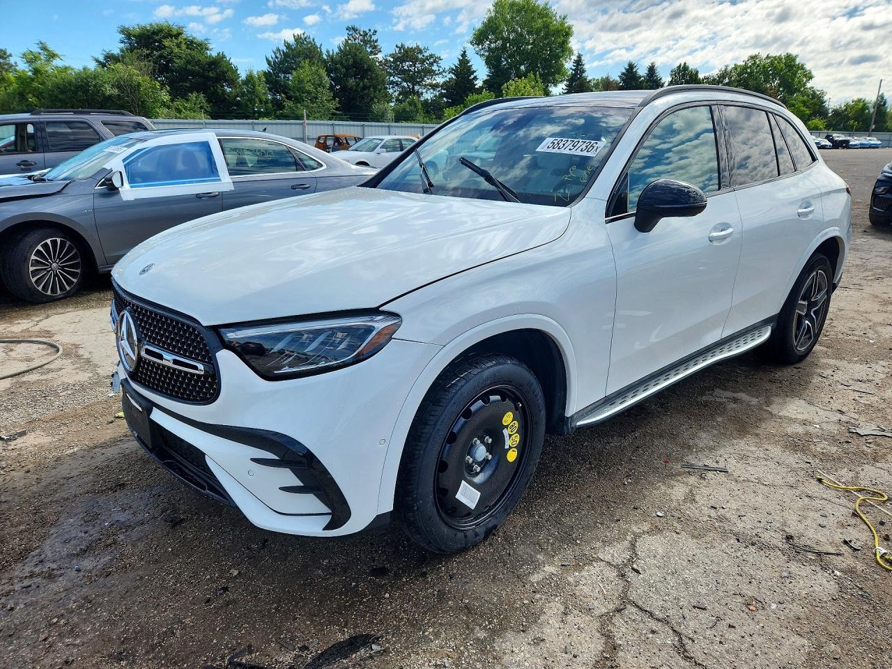 W1NKM4HB4RF135768 · 2024 MERCEDES-BENZ GLC