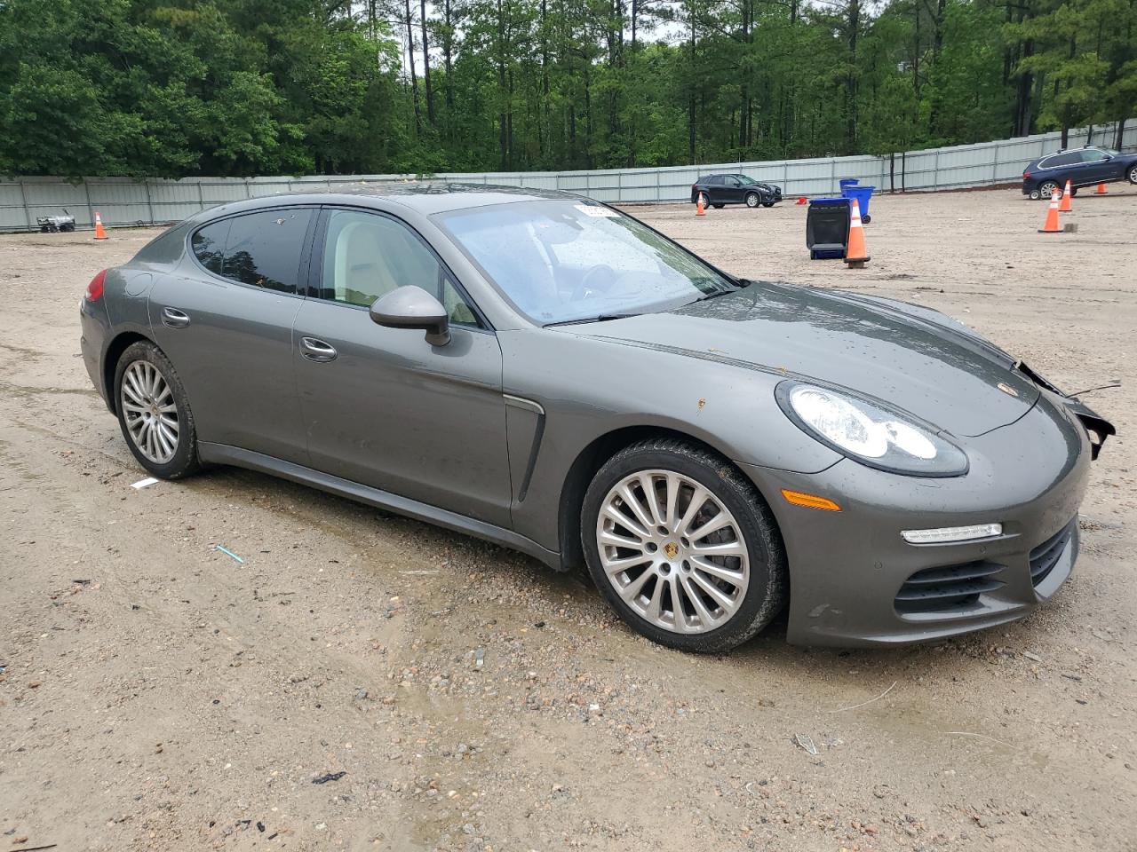 WP0AA2A71FL001836 · 2015 PORSCHE PANAMERA · 4/12