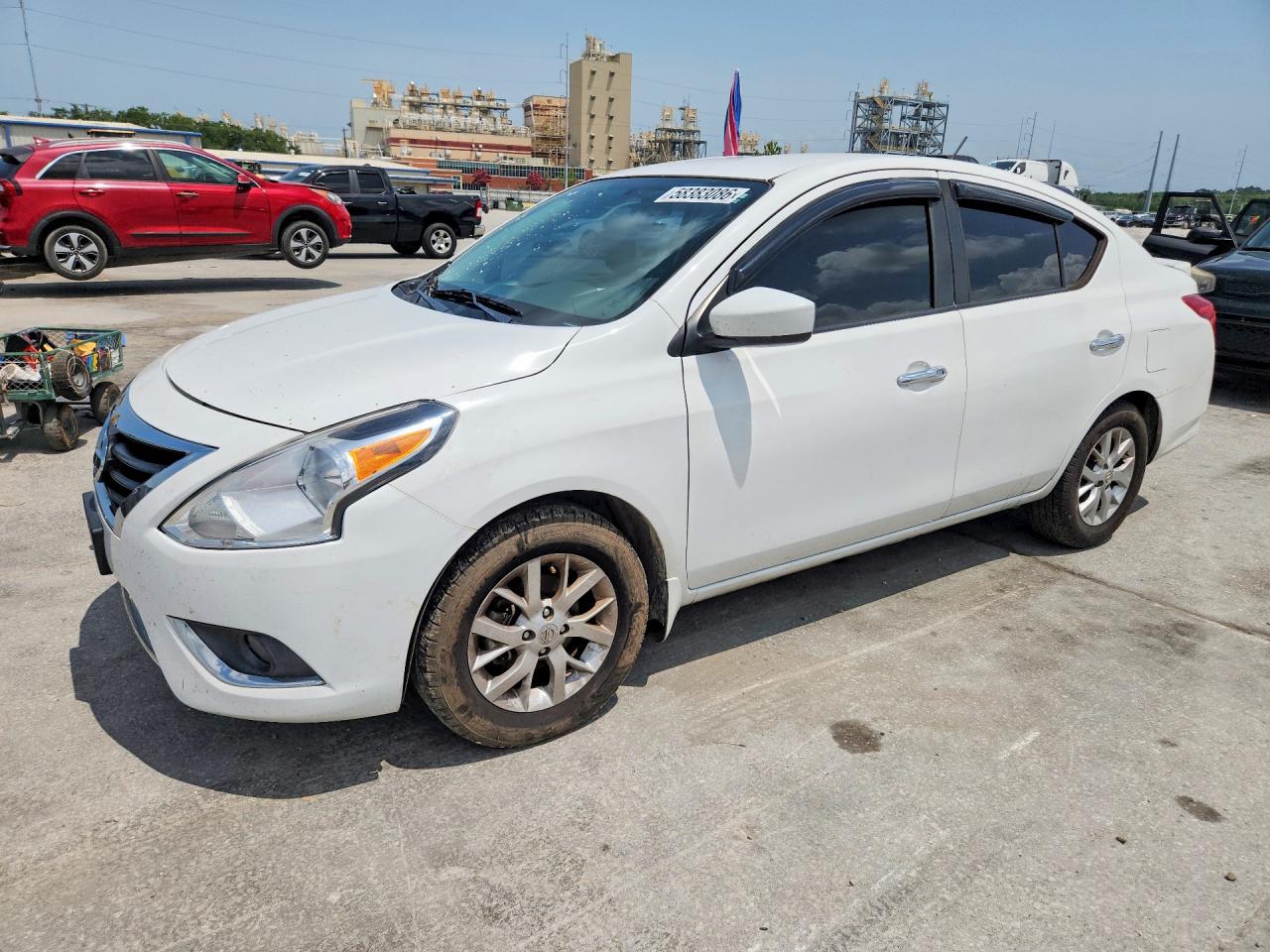 3N1CN7AP9JL823374 · 2018 NISSAN VERSA