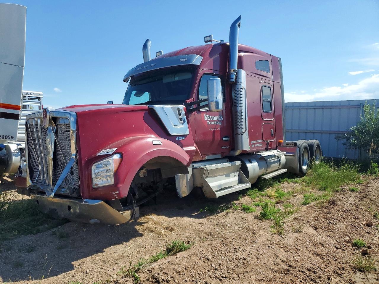 1XK1DP9XXPJ236553 · 2023 KENWORTH W990 · 2/10