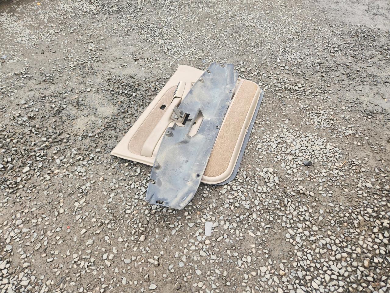2GTEK19T711348483 · 2001 GMC NEW SIERRA · 12/13