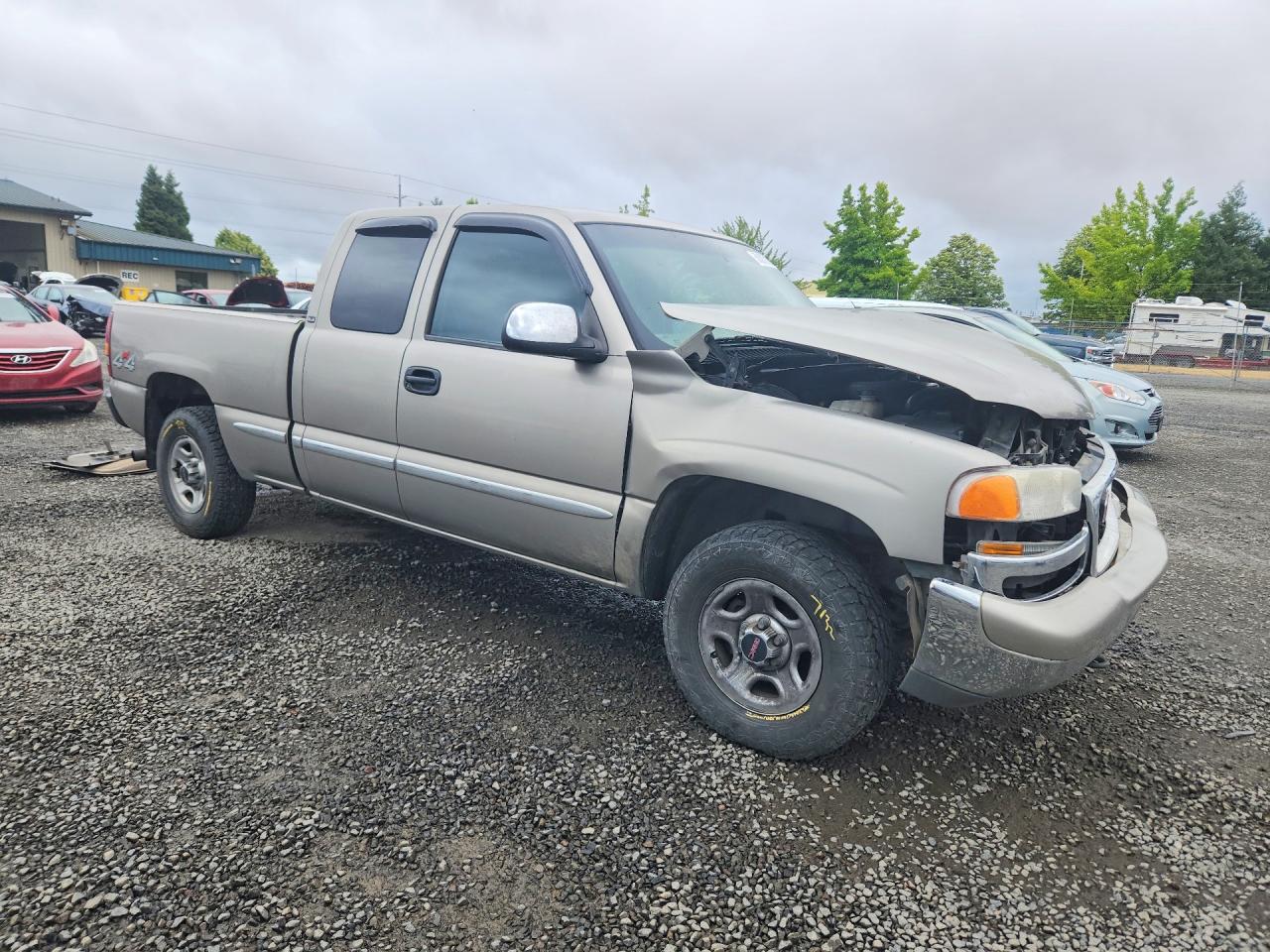 2GTEK19T711348483 · 2001 GMC NEW SIERRA · 4/13
