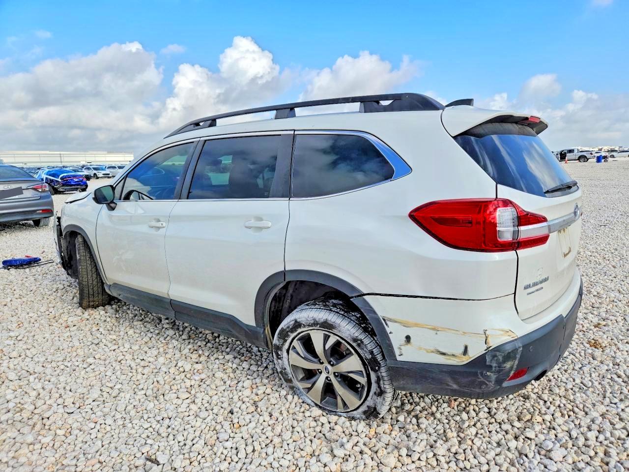 4S4WMACDXN3448704 · 2022 SUBARU ASCENT · 2/13