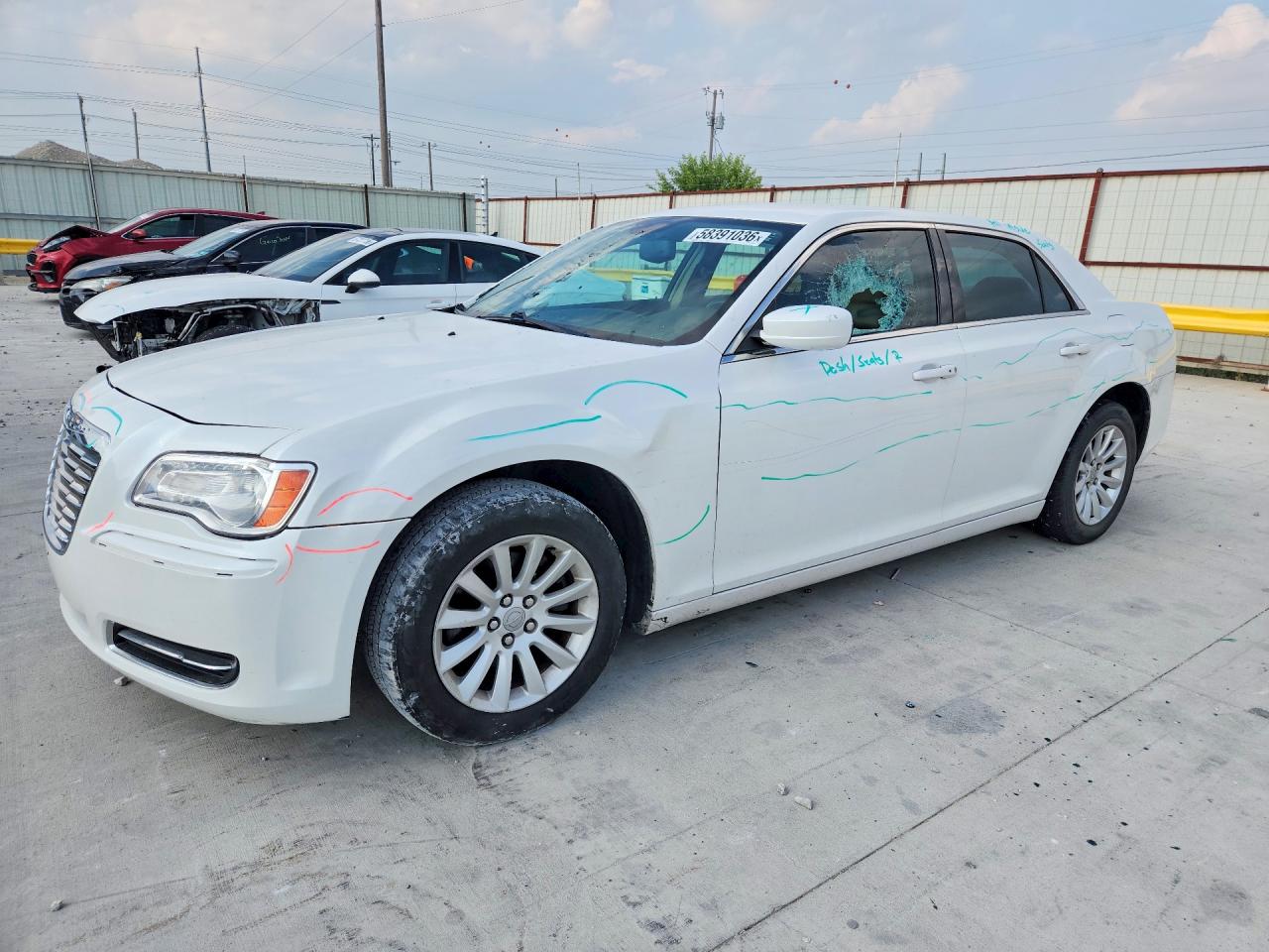 2C3CCAAG9DH732574 · 2013 CHRYSLER 300