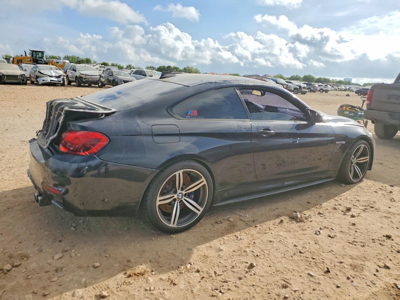 WBS3R9C50GK335958 · 2016 BMW M4 · 3/13