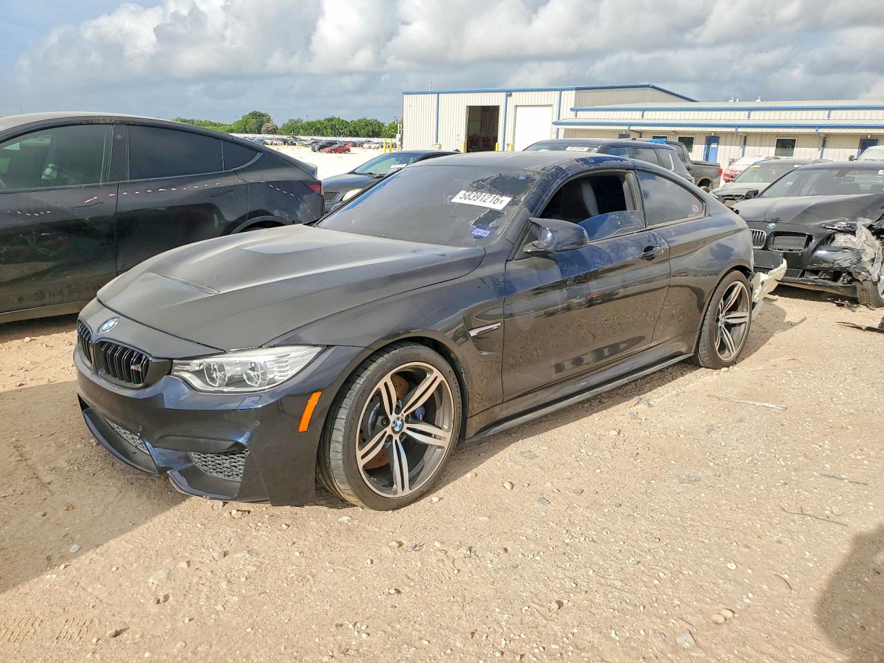 WBS3R9C50GK335958 · 2016 BMW M4