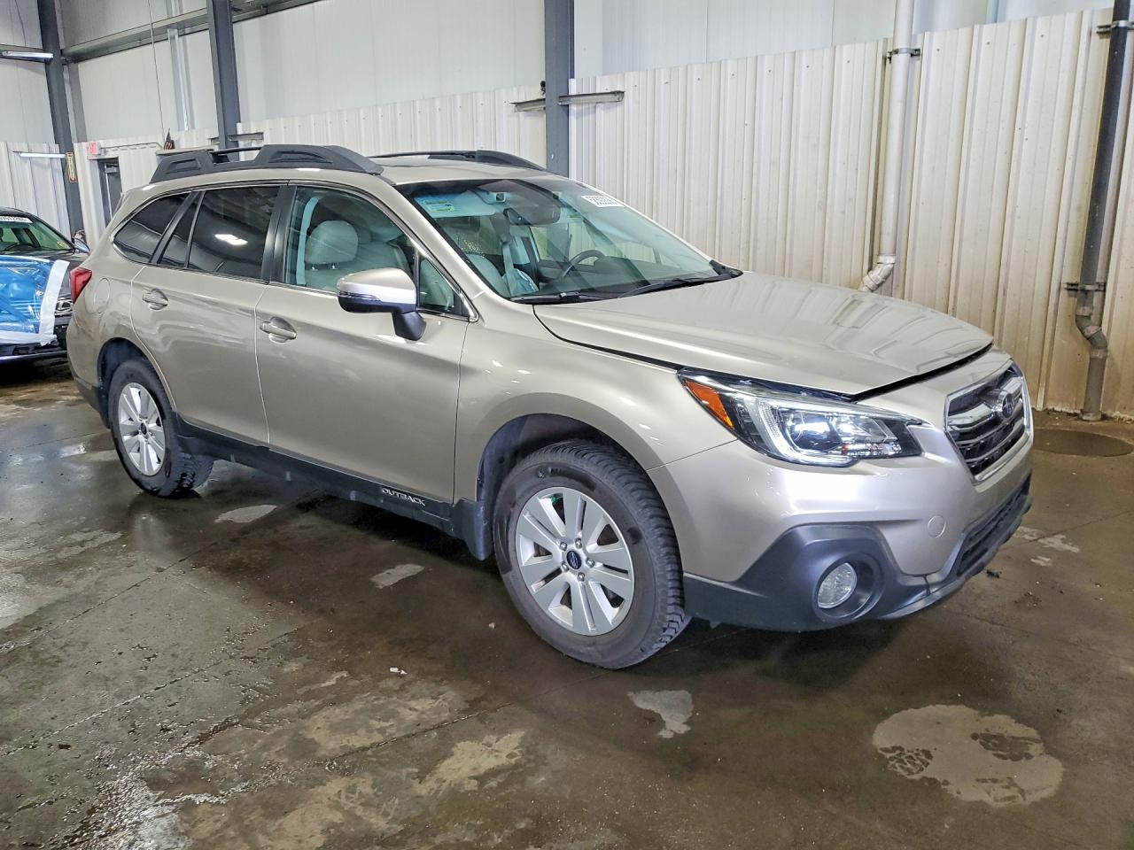 4S4BSAHC6J3216972 · 2018 SUBARU OUTBACK · 4/13