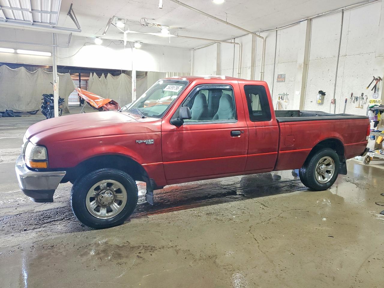 1FTYR14V4YTA86587 · 2000 FORD RANGER