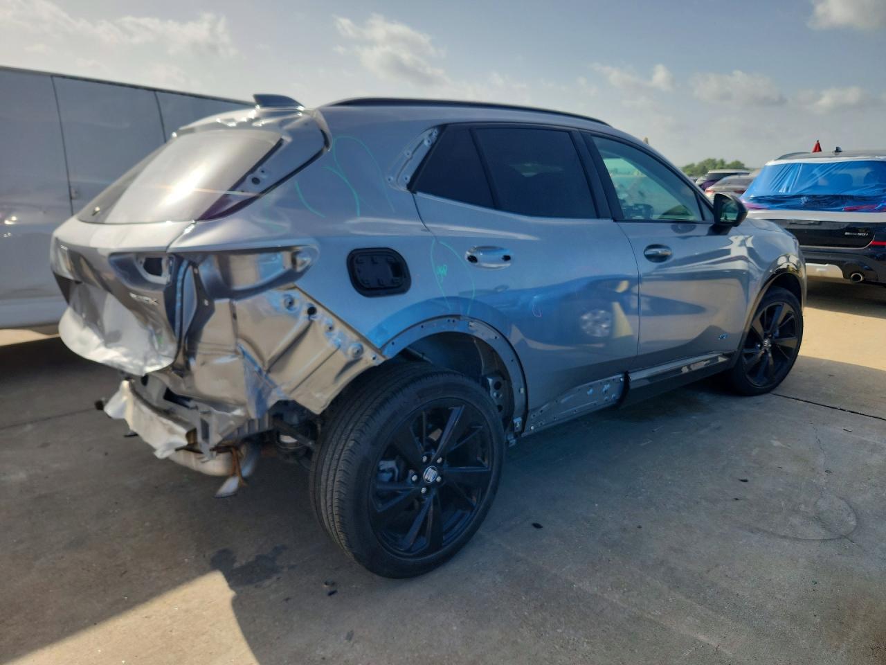 LRBFZPE42RD059611 · 2024 BUICK ENVISION · 3/14