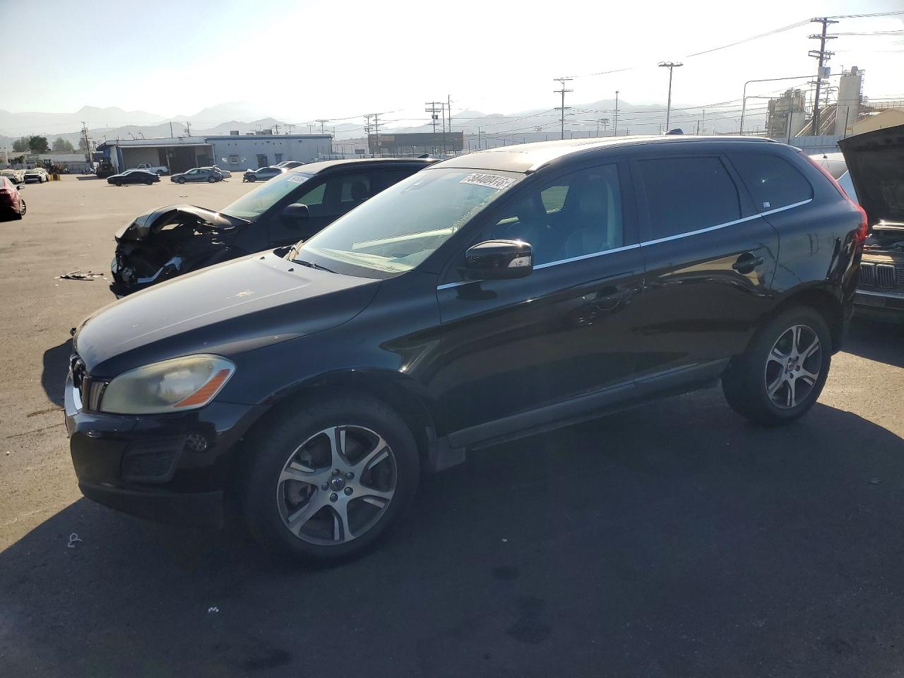 YV4902DZ2D2449599 · 2013 VOLVO XC60