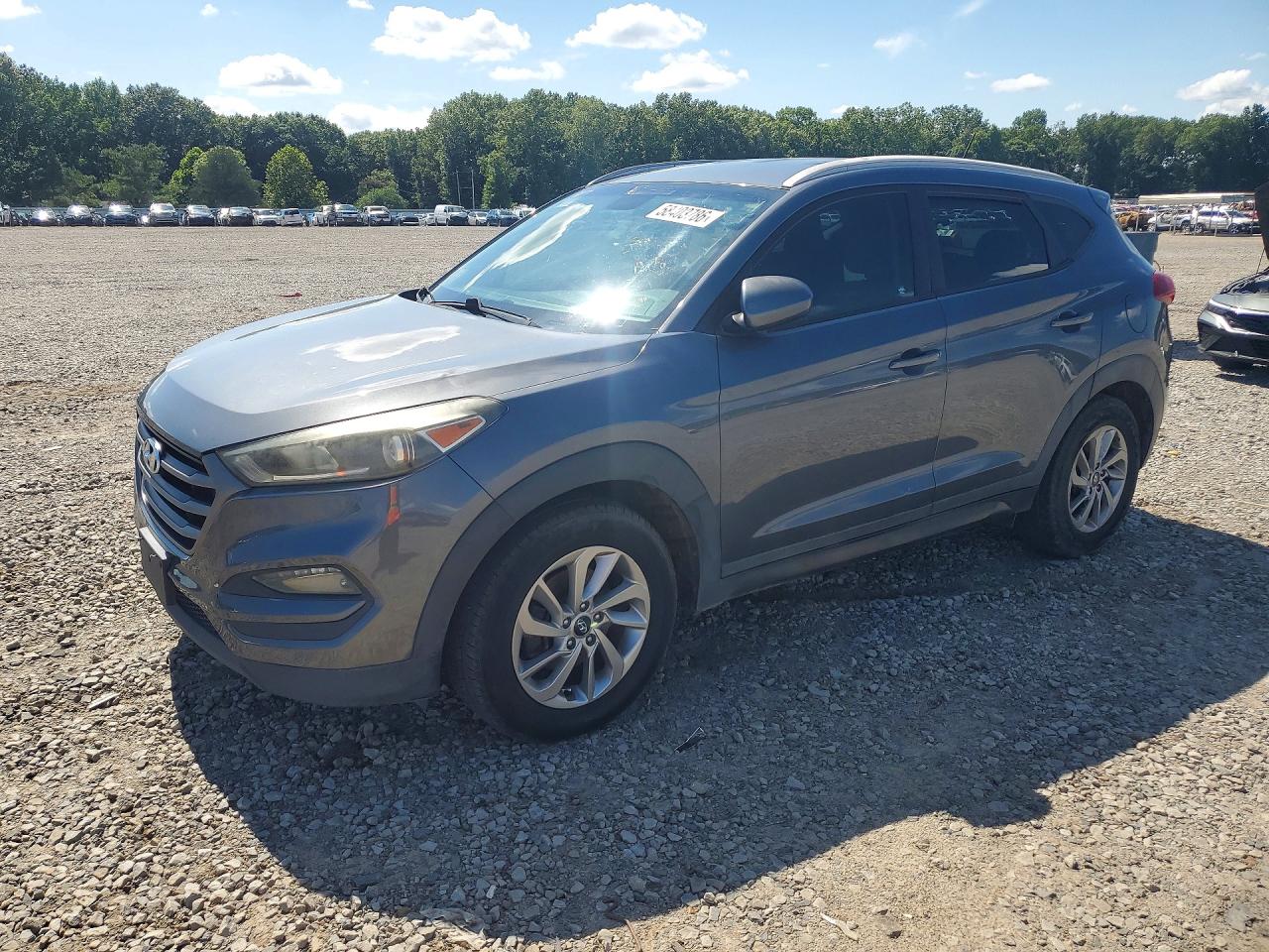 KM8J33A4XGU114519 · 2016 HYUNDAI TUCSON