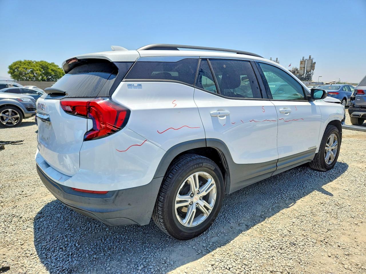 3GKALMEV5KL105537 · 2019 GMC TERRAIN · 3/14