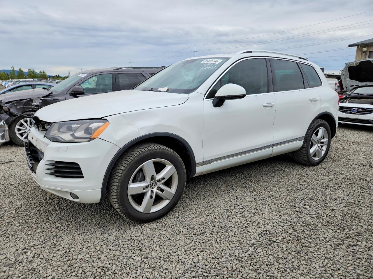 WVGEP9BP0DD012188 · 2013 VOLKSWAGEN TOUAREG
