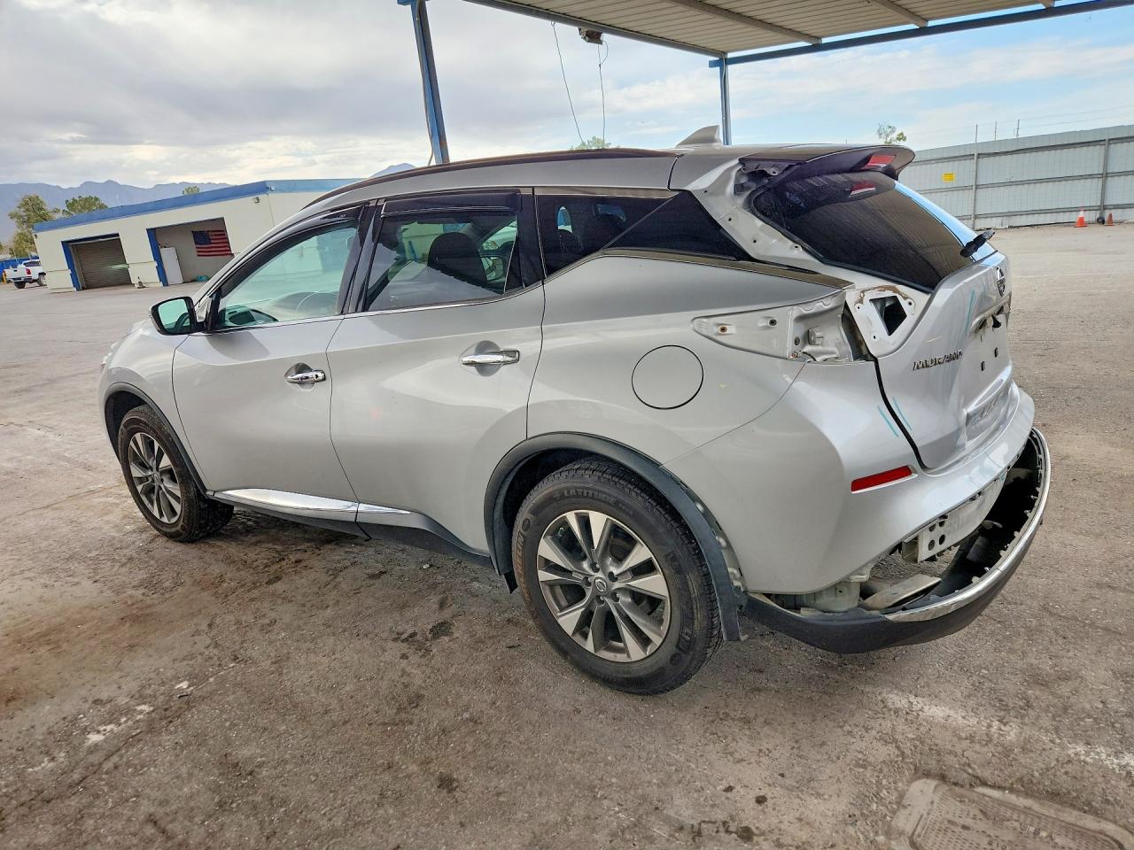 5N1AZ2MH2JN161472 · 2018 NISSAN MURANO · 2/13