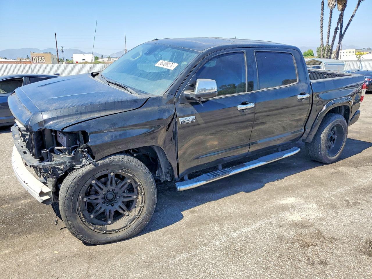 5TFAW5F10JX696397 · 2018 TOYOTA TUNDRA