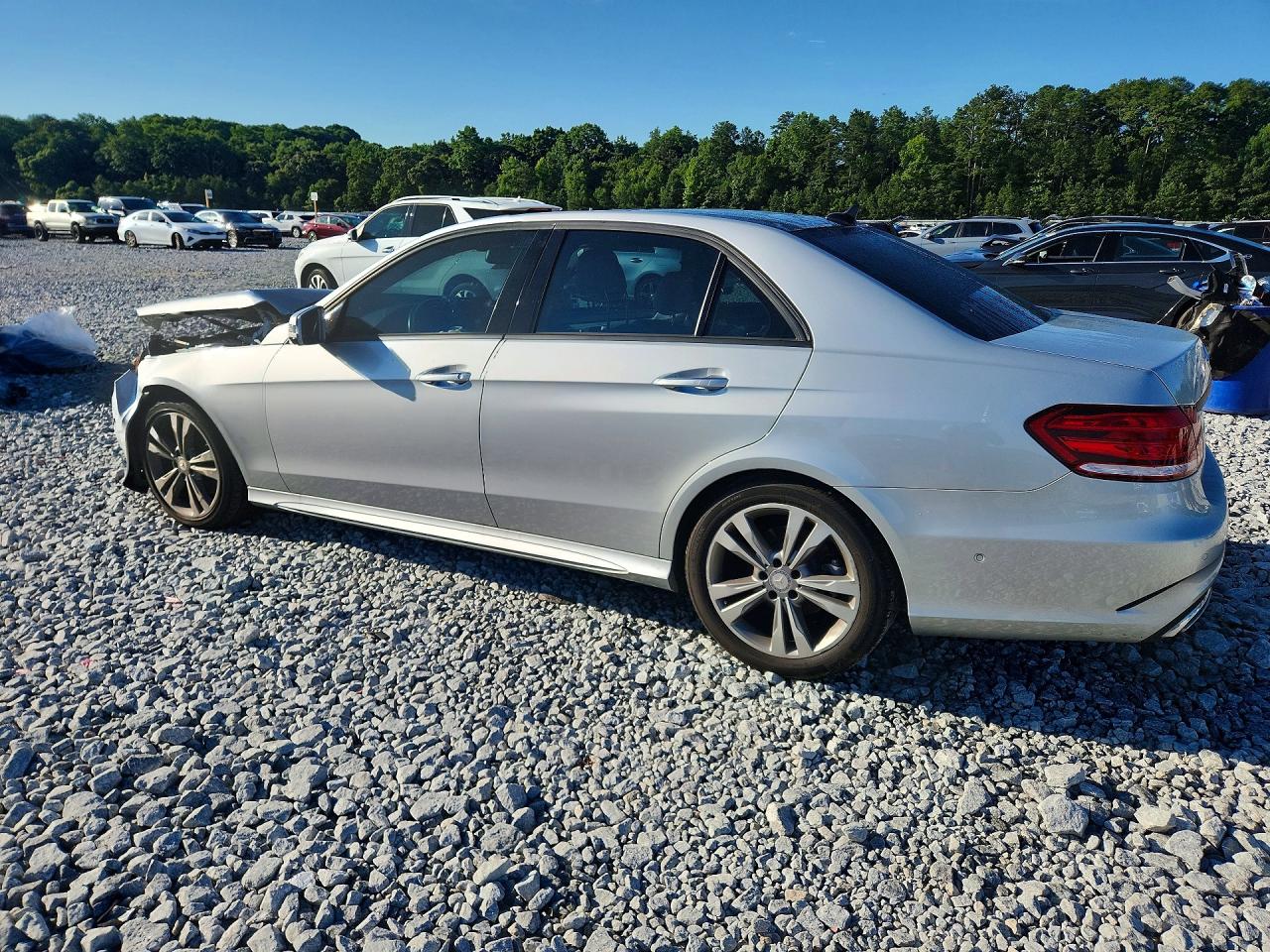 WDDHF5KB8GB269283 · 2016 MERCEDES-BENZ E · 2/12