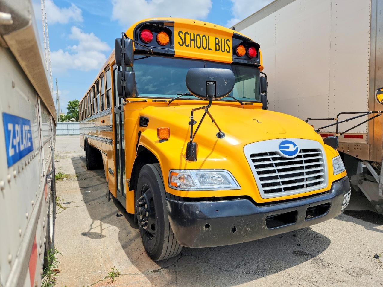 1BAKGCBA2HF324646 · 2017 BLUB SCHOOL BUS